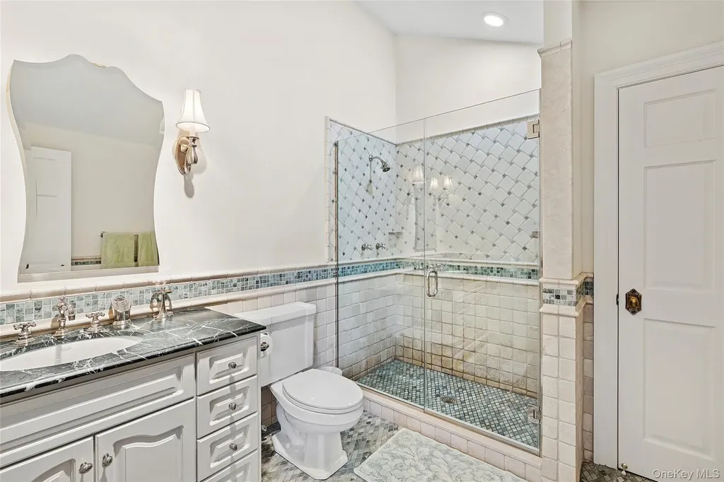 8 East Ridge Court Westhampton NY 11977