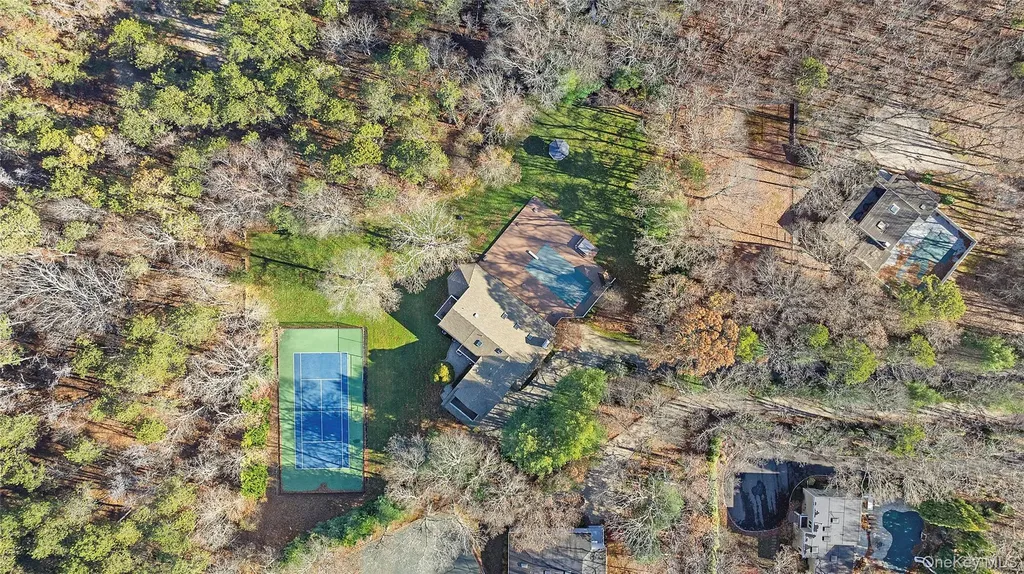 8 East Ridge Court Westhampton NY 11977