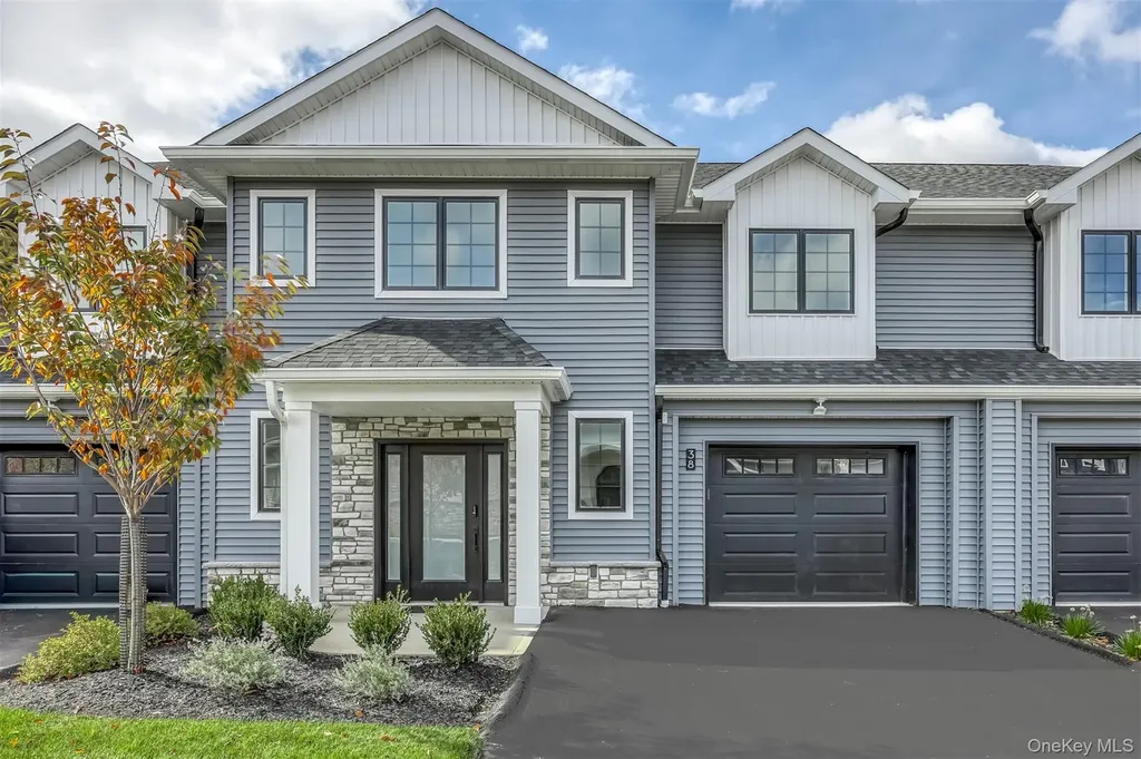 38 Silverwood Circle Suffern NY 10901