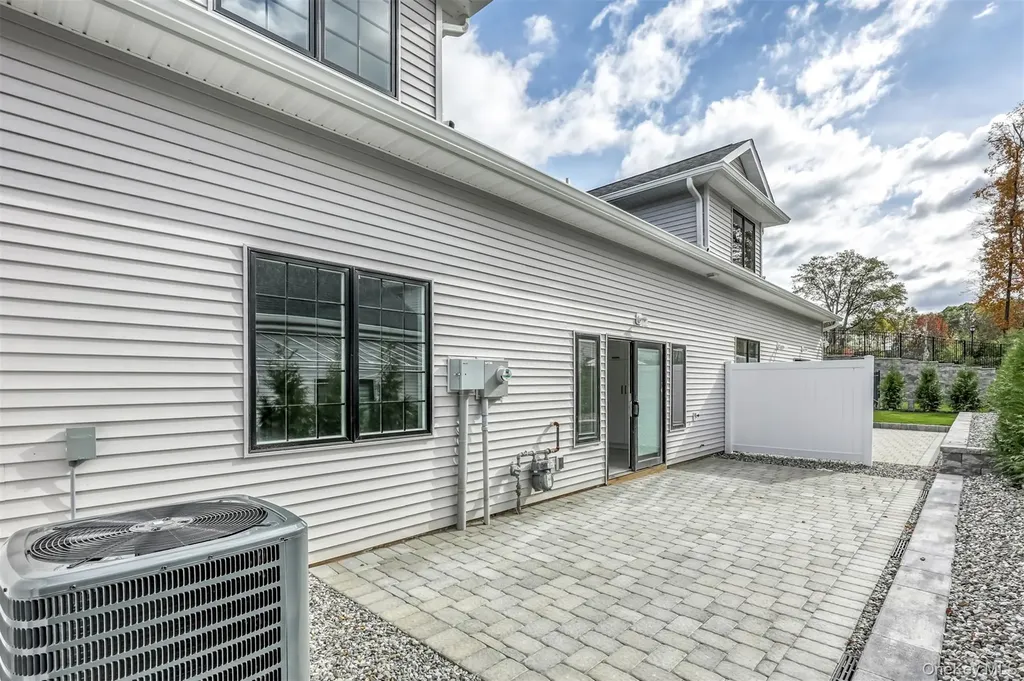 38 Silverwood Circle Suffern NY 10901