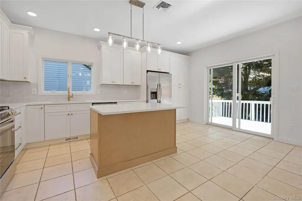 35 Columbia Place Mount Vernon NY 10552