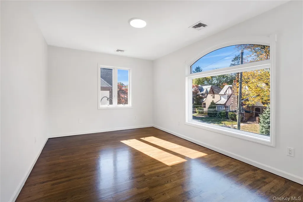 35 Columbia Place Mount Vernon NY 10552