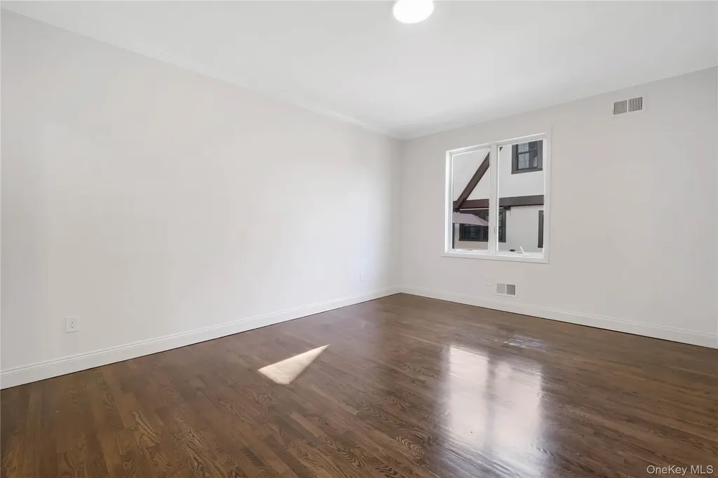 35 Columbia Place Mount Vernon NY 10552