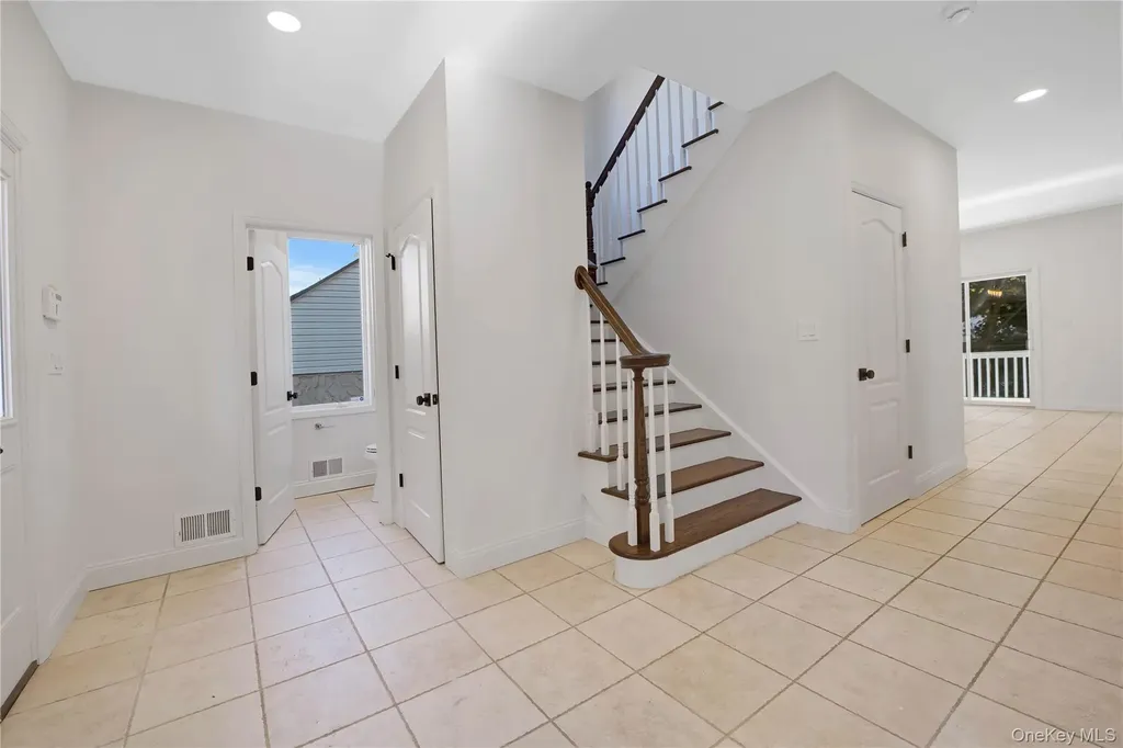35 Columbia Place Mount Vernon NY 10552
