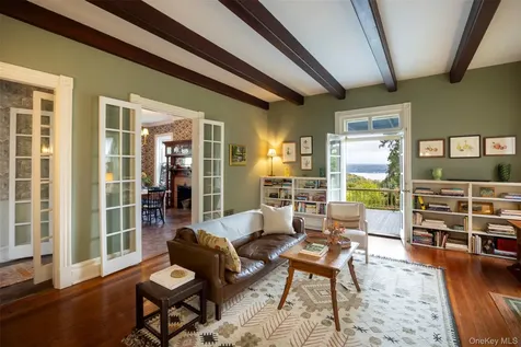 44 W Chestnut Street Kingston NY 12401