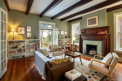 44 W Chestnut Street Kingston NY 12401