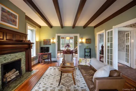 44 W Chestnut Street Kingston NY 12401