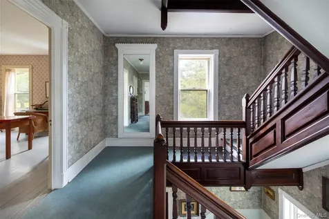 44 W Chestnut Street Kingston NY 12401