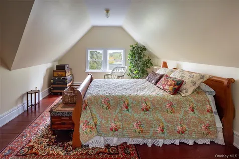 44 W Chestnut Street Kingston NY 12401