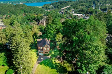 44 W Chestnut Street Kingston NY 12401