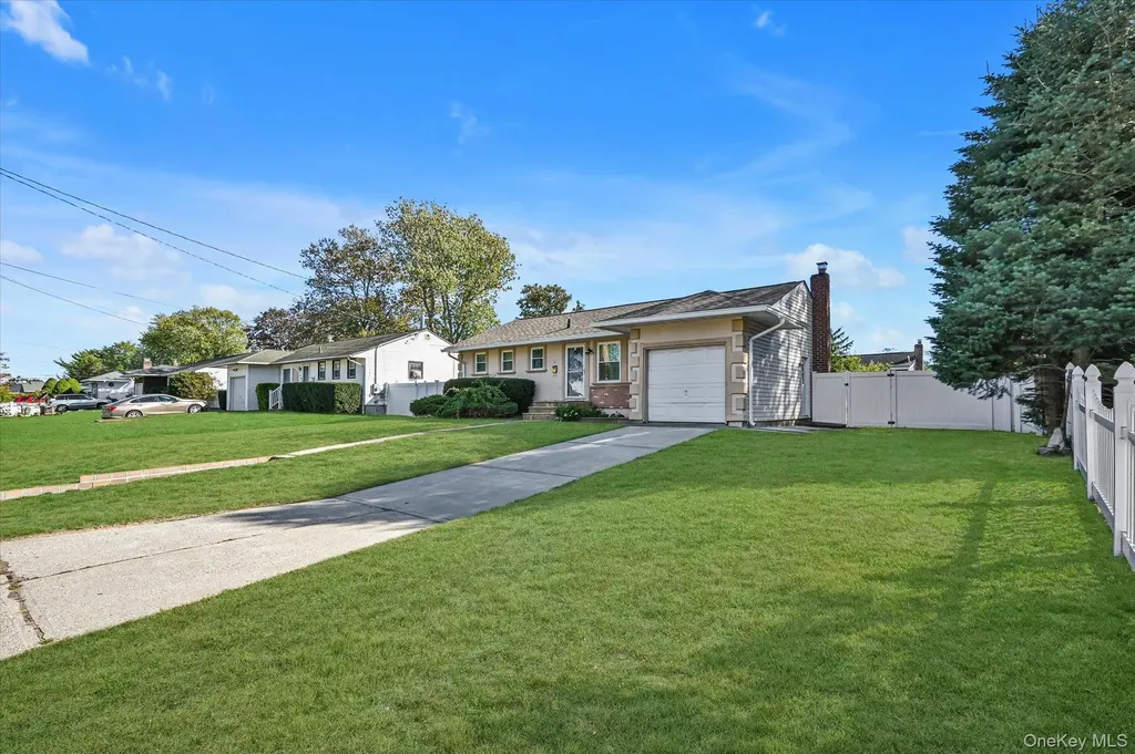 16 E Chestnut Street Central Islip NY 11722