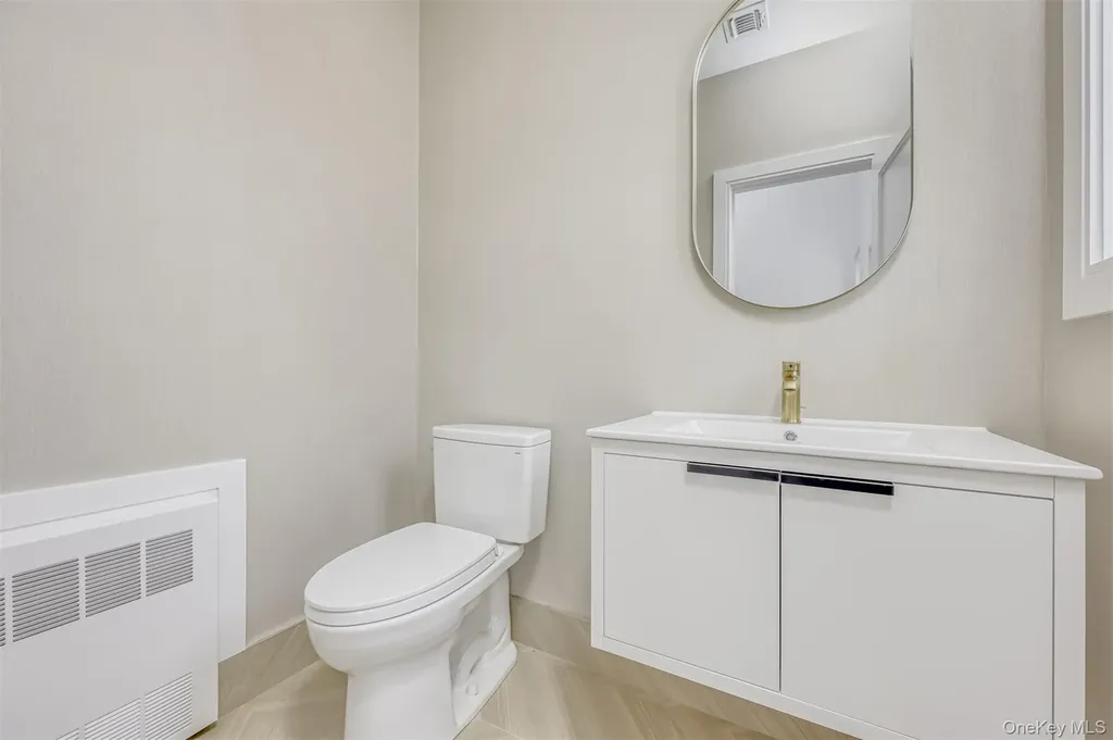 28 Silverwood Circle Suffern NY 10901