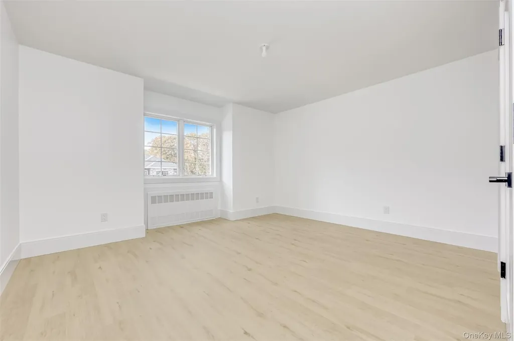 28 Silverwood Circle Suffern NY 10901