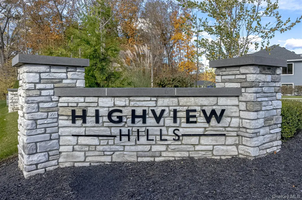 28 Silverwood Circle Suffern NY 10901
