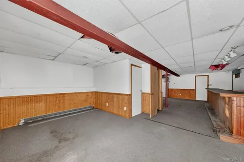 11 Park Lane Holmes NY 12531