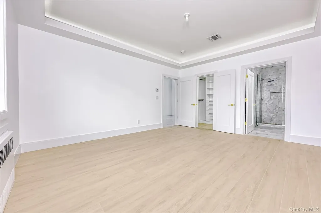 16 Silverwood Circle Suffern NY 10901