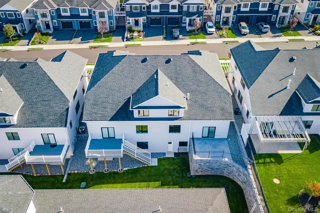 16 Silverwood Circle Suffern NY 10901