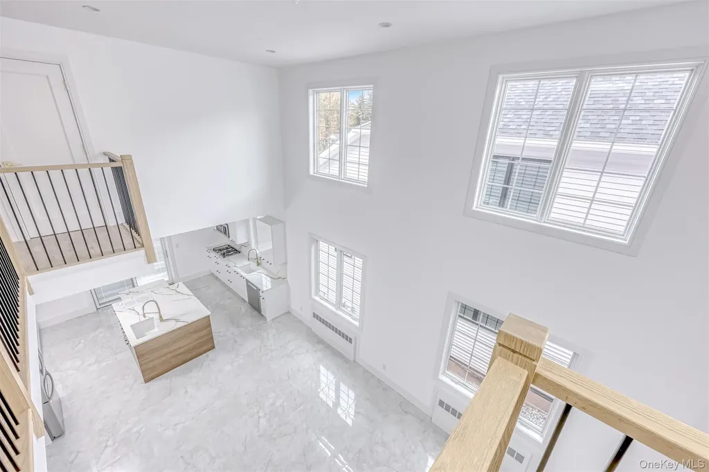 16 Silverwood Circle Suffern NY 10901
