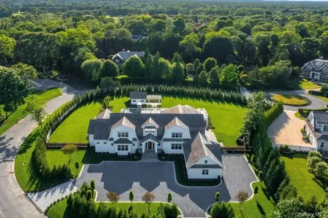 5 Michaels Way Westhampton Beach NY 11978