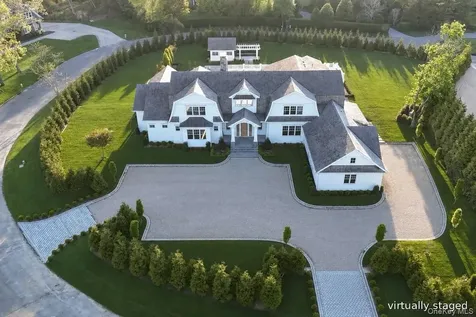 5 Michaels Way Westhampton Beach NY 11978