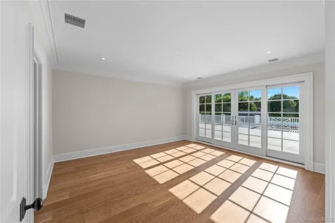 5 Michaels Way Westhampton Beach NY 11978
