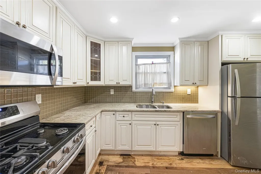 208-17 100th Avenue Queens Village NY 11429