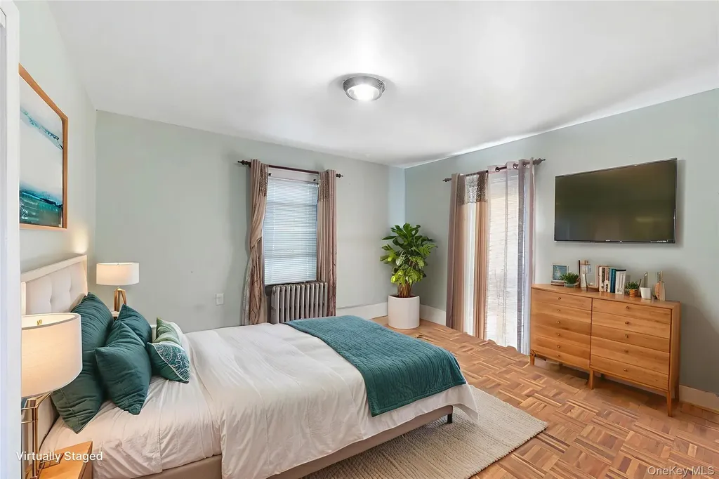 208-17 100th Avenue Queens Village NY 11429