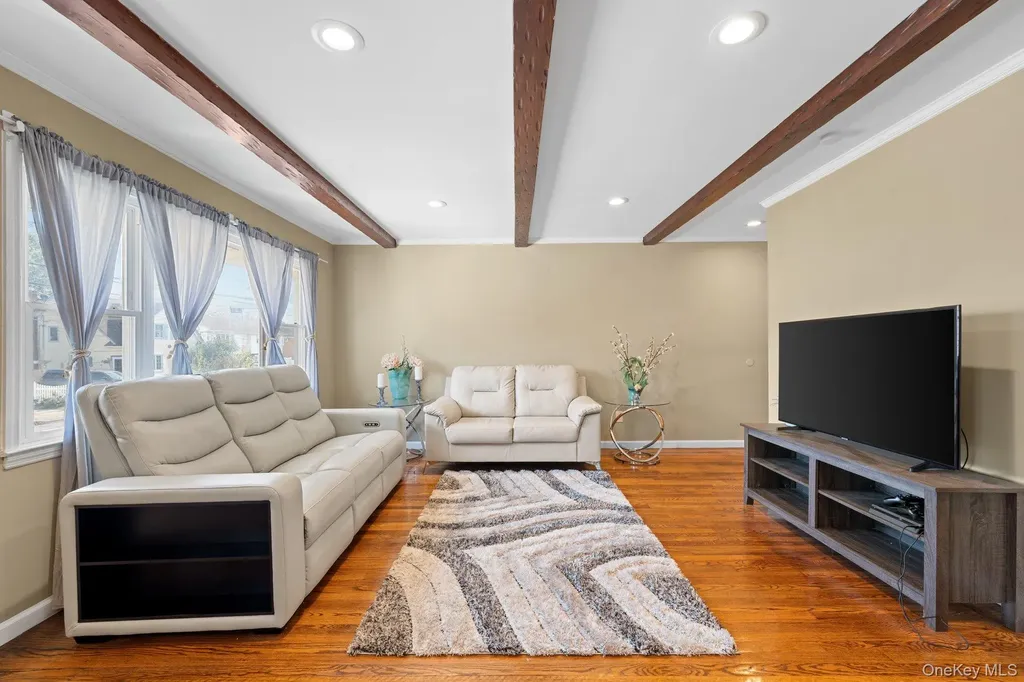 310 Miller Avenue Freeport NY 11520