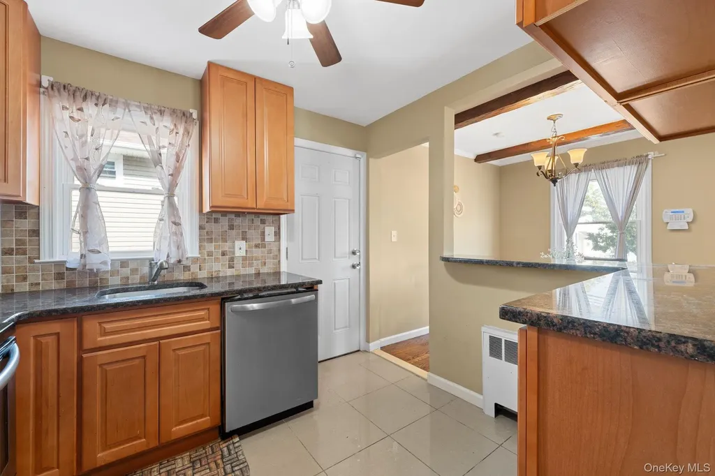 310 Miller Avenue Freeport NY 11520