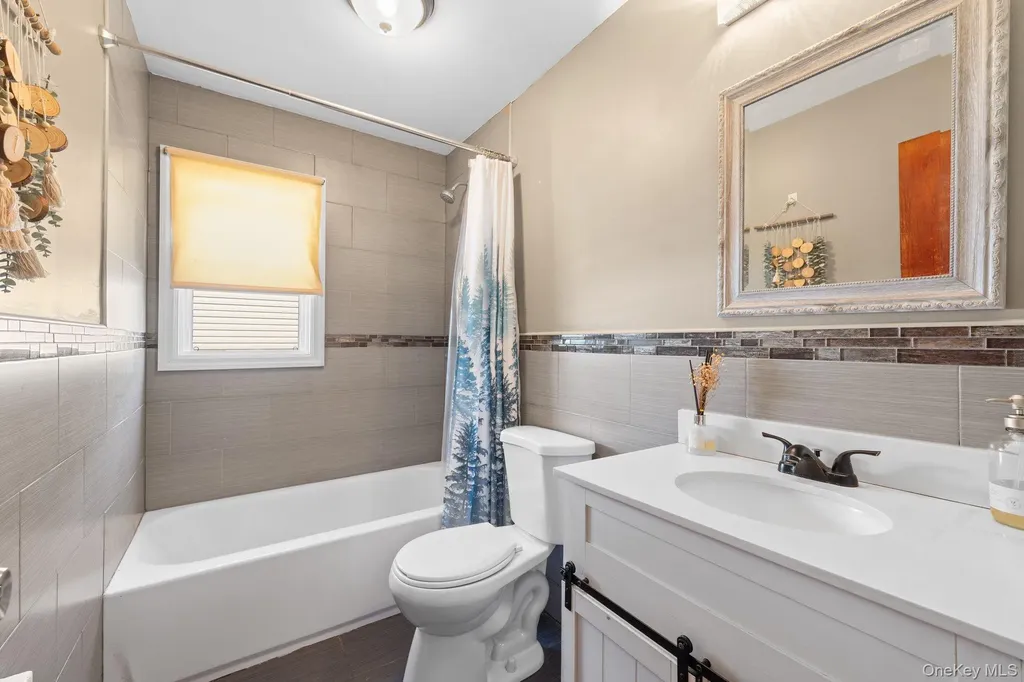 310 Miller Avenue Freeport NY 11520