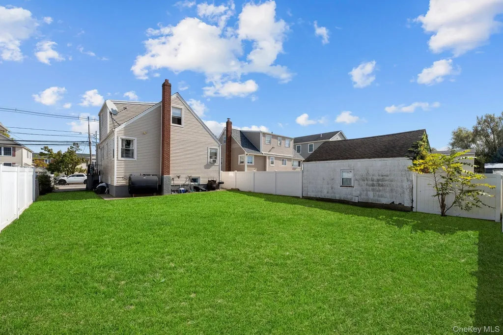 310 Miller Avenue Freeport NY 11520