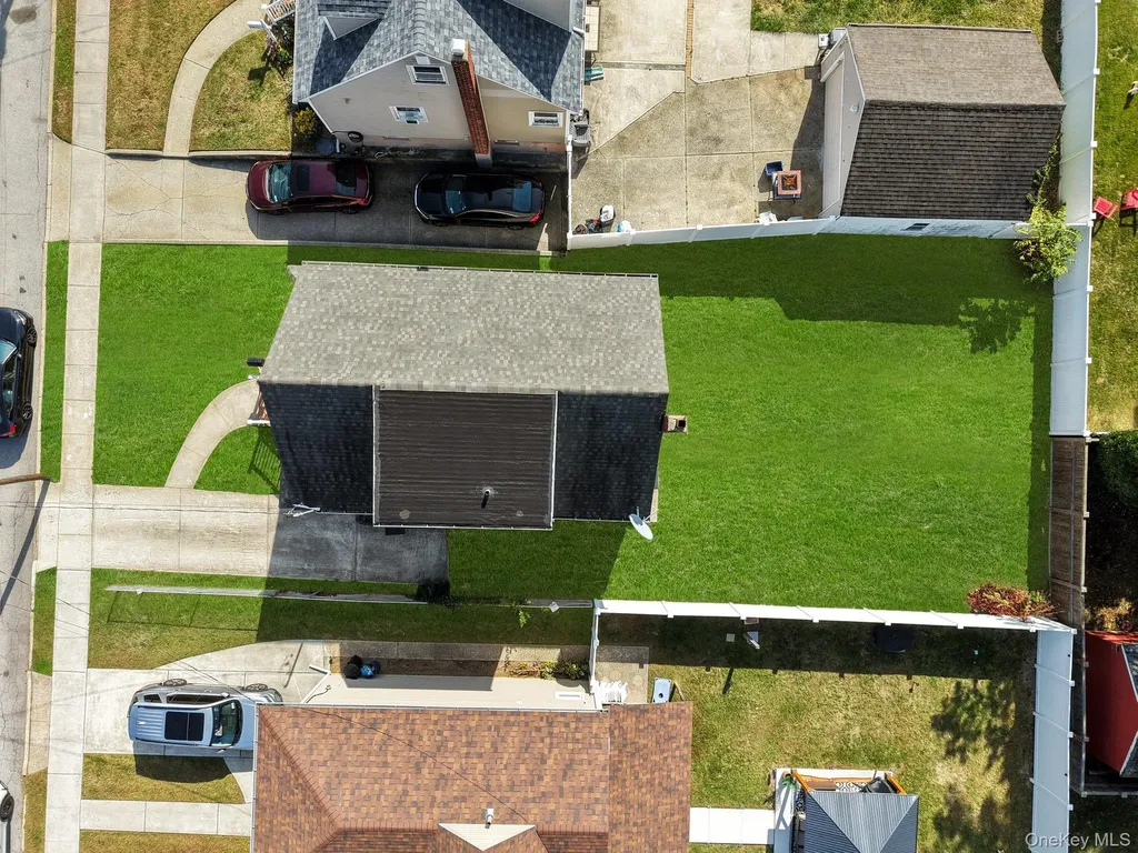 310 Miller Avenue Freeport NY 11520