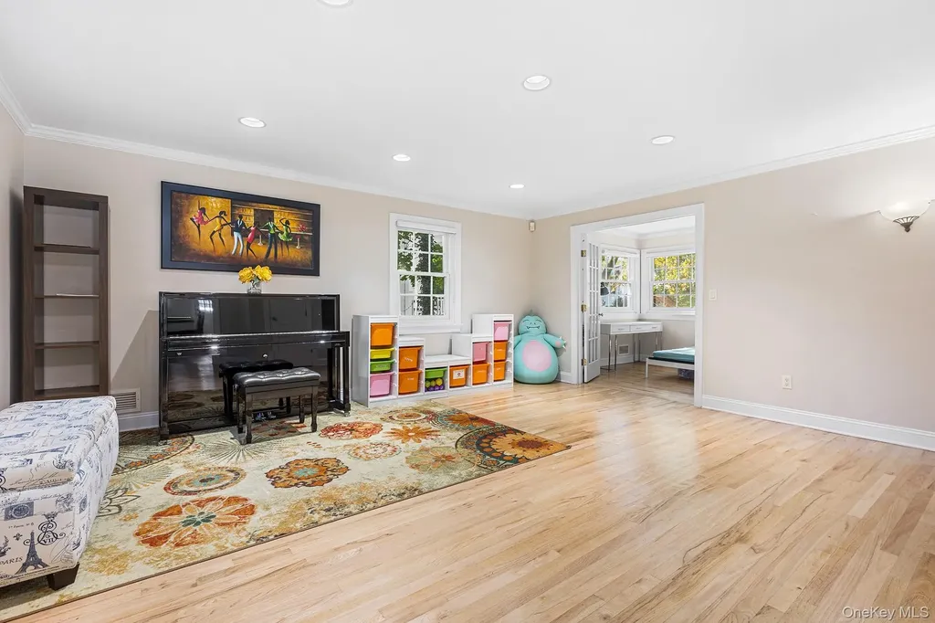 14 Wakefield Road Scarsdale NY 10583