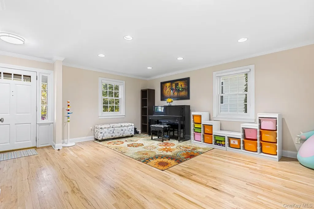 14 Wakefield Road Scarsdale NY 10583