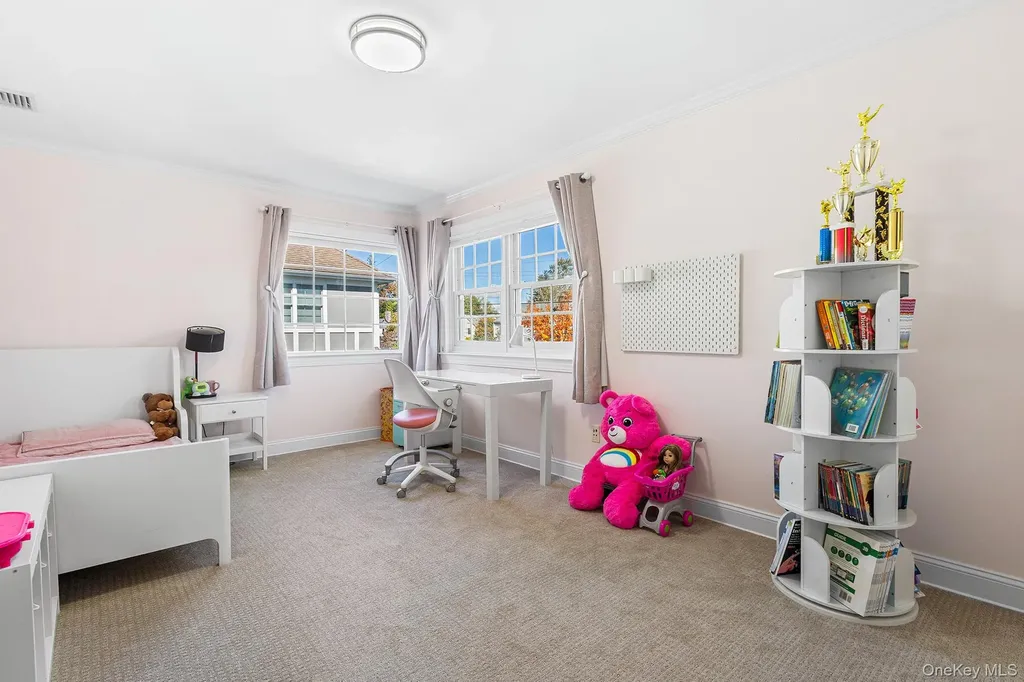 14 Wakefield Road Scarsdale NY 10583