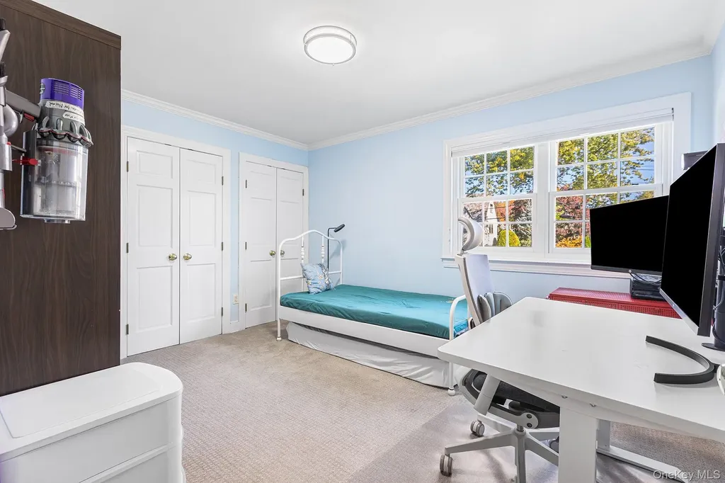 14 Wakefield Road Scarsdale NY 10583