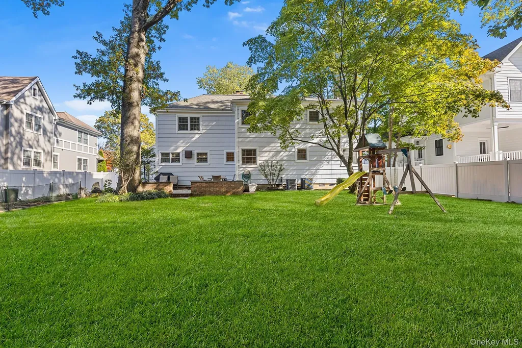 14 Wakefield Road Scarsdale NY 10583