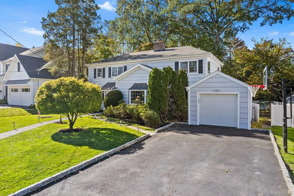 14 Wakefield Road Scarsdale NY 10583