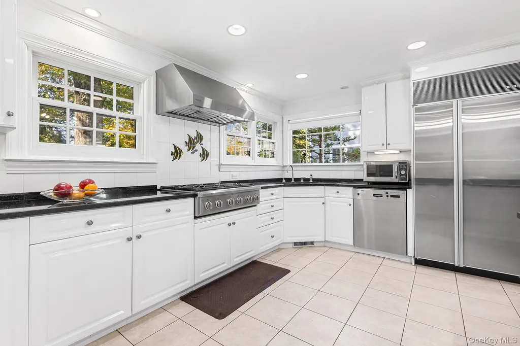 14 Wakefield Road Scarsdale NY 10583