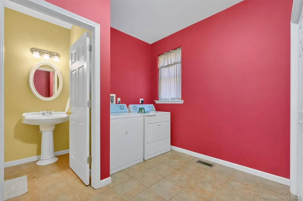 1356 Longview Avenue Peekskill NY 10566