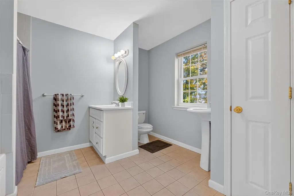 1356 Longview Avenue Peekskill NY 10566