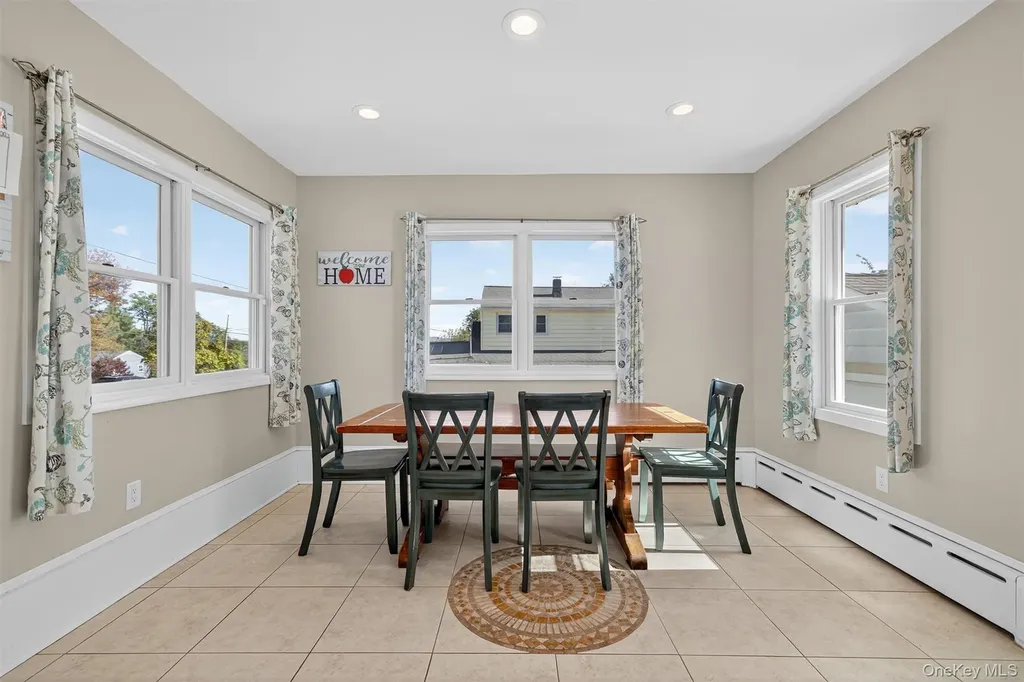 22 Echo Lane Newburgh NY 12550