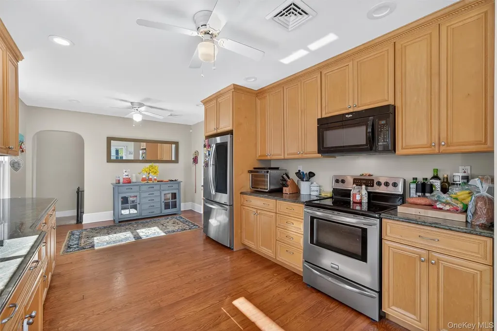 22 Echo Lane Newburgh NY 12550