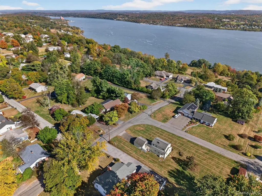 22 Echo Lane Newburgh NY 12550