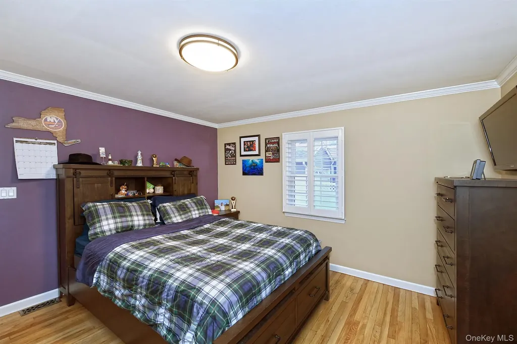 12 Darling Avenue Smithtown NY 11787