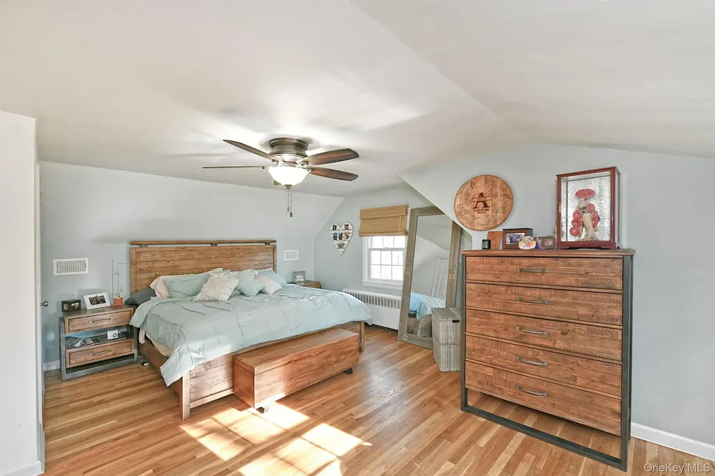 12 Darling Avenue Smithtown NY 11787