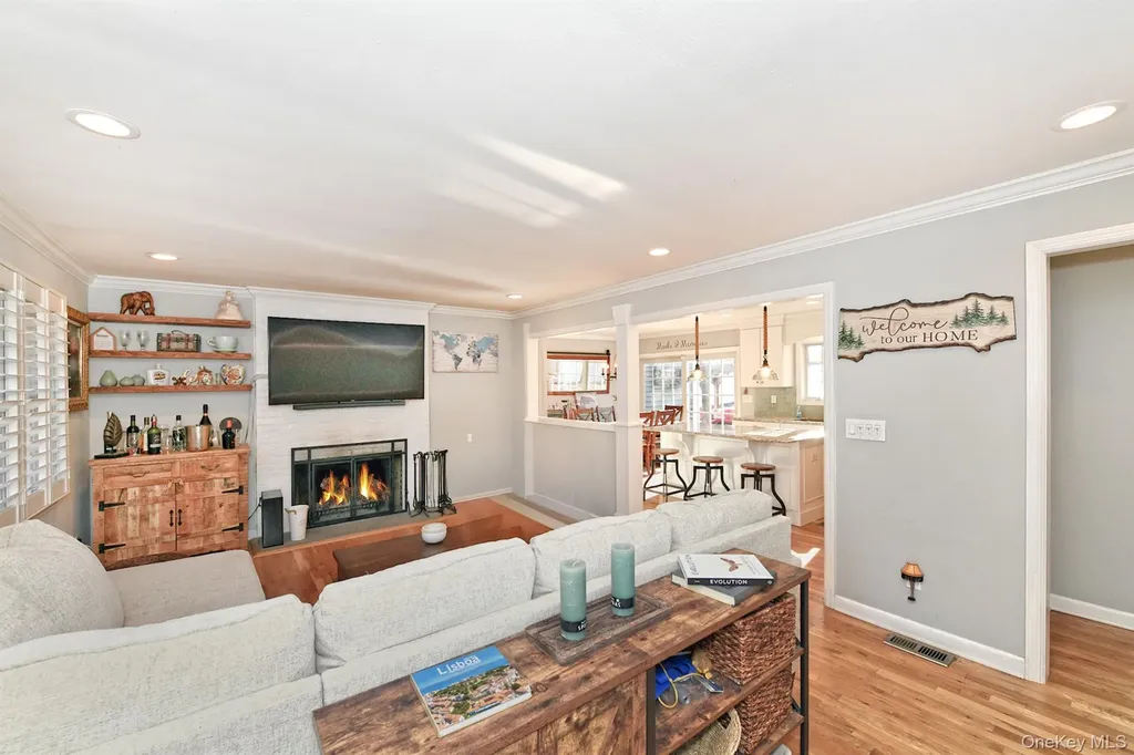 12 Darling Avenue Smithtown NY 11787