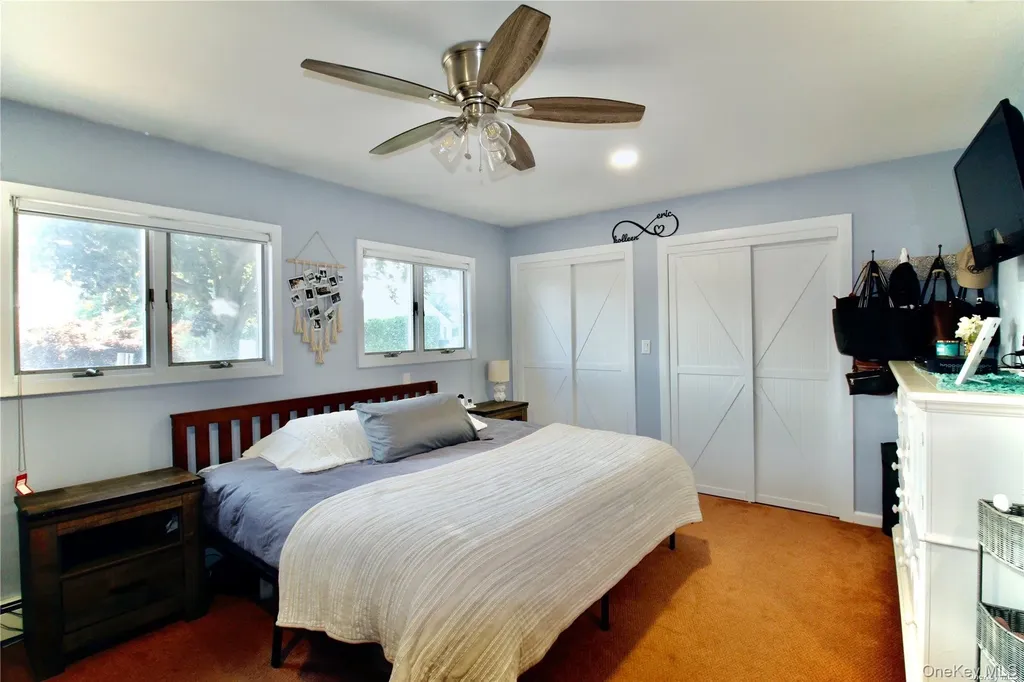 313 West Drive Copiague NY 11726