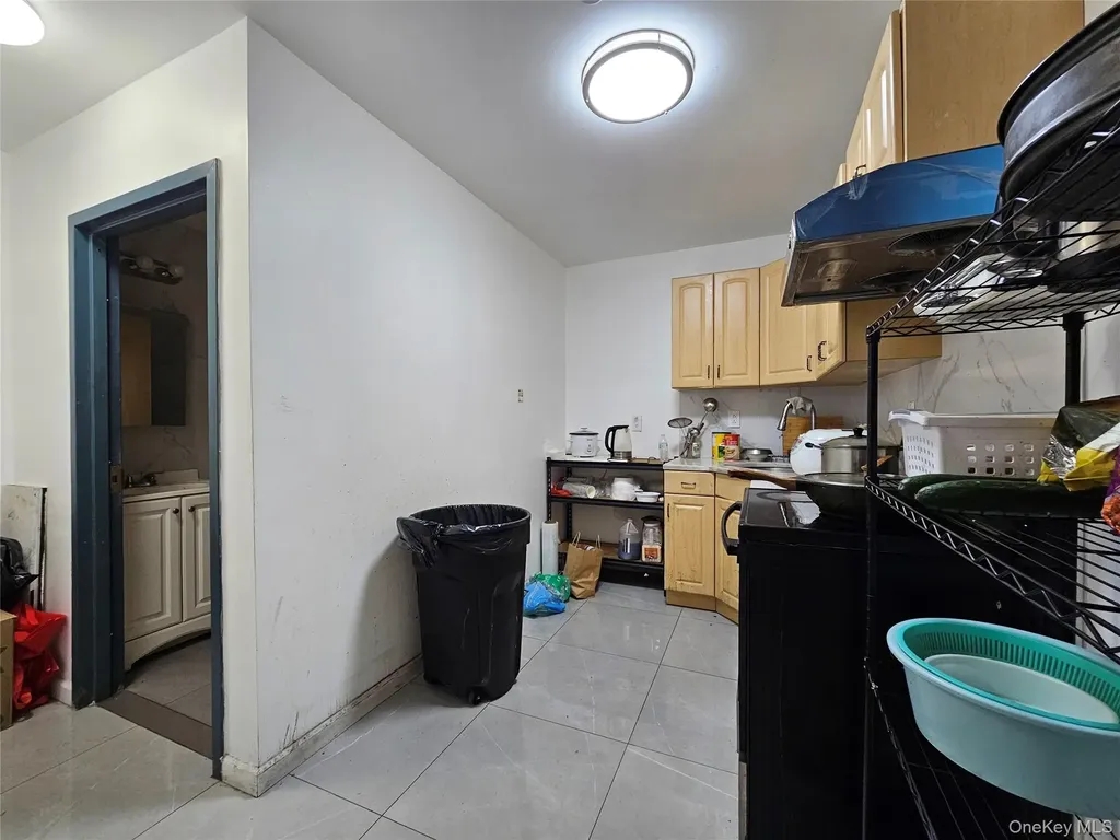 200 Knickerbocker Avenue Bohemia NY 11716