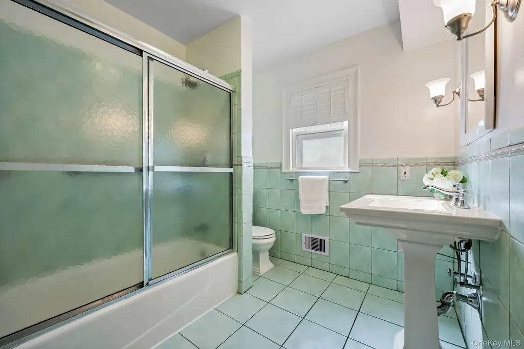 3 Elm Road Scarsdale NY 10583